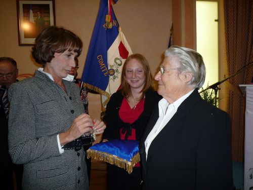 Remise Légion d'Honneur Adrienne Van Nes