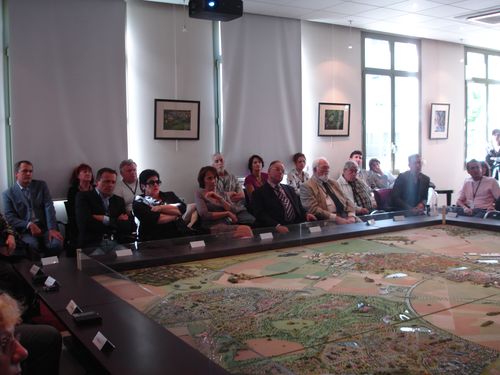 Conférence-débat sur l'avenir d'Eurodisney