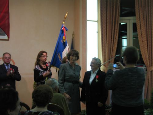 Remise Légion d'Honneur Adrienne Van Nes